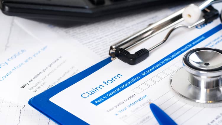 The latest Claim Settlement Ratio of Life Insurers in India 2020-21 The latest Claim Settlement Ratio of Life Insurers in India 2020-21